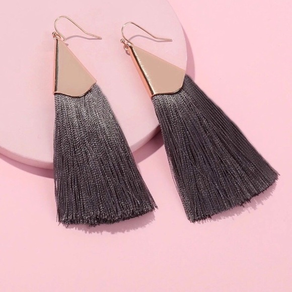 Geometric Fan Fringe Tassel Earrings - Picture 4 of 5